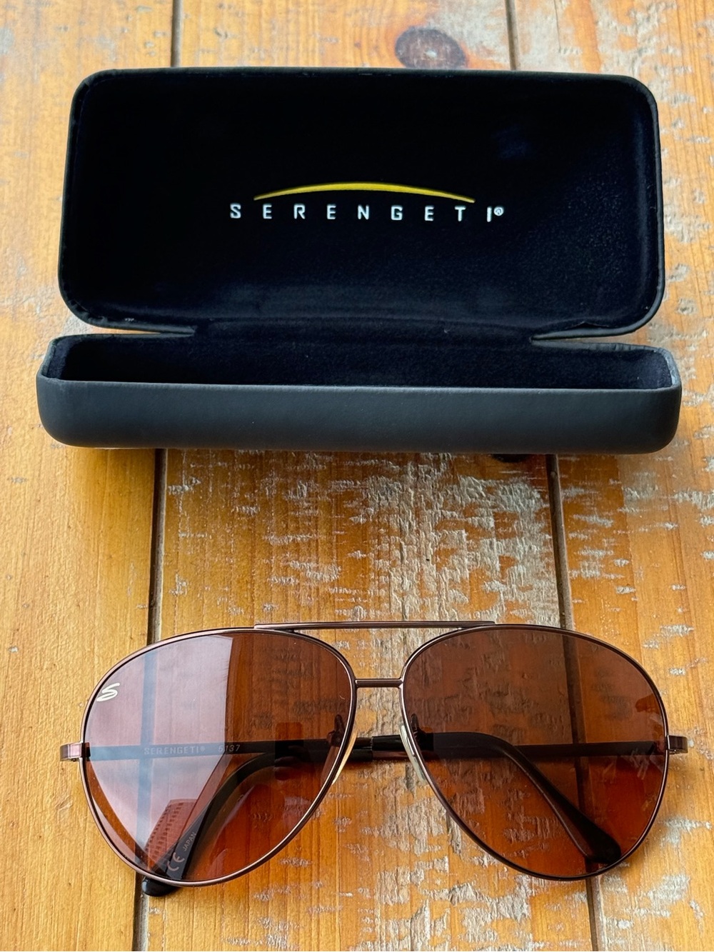 Serengeti Aviator Sunglasses in Brown and Gold